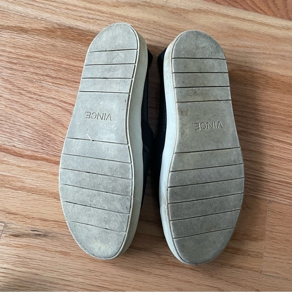 Vince Women’s Black Perforated Leather Blair Slip On Sneaker C5000L1 Size 6.5 - Picture 8 of 11